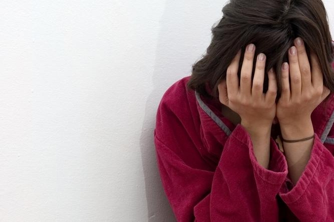 Niekada su teisėsauga reikalų neturėjusi mama smaugė dukrą