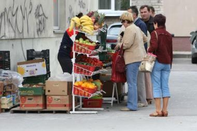 Lauko prekeivių lieka vis mažiau