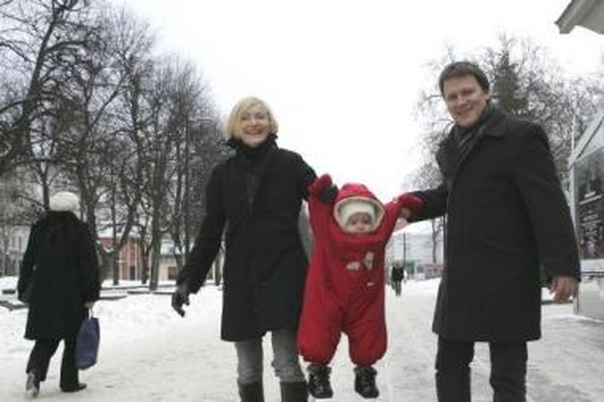 Pasinaudojo: Aurėja, Marius ir Bazilė Šlančiai – pirmieji Kaune, sutrumpinę savo pavardes.