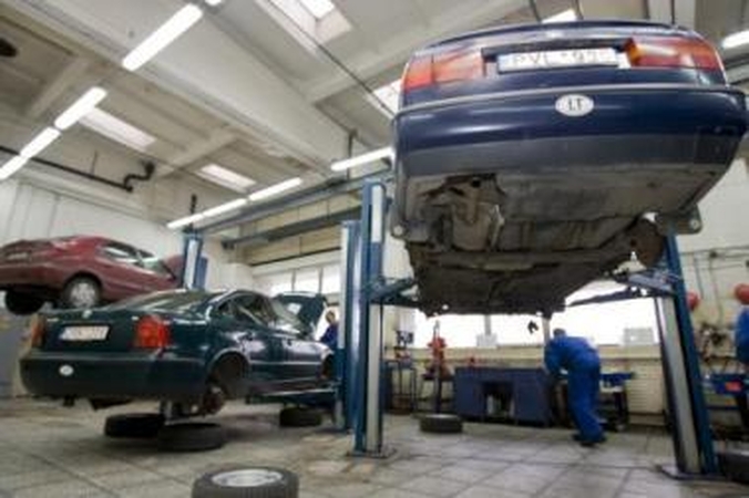 Apimtis: iš esmės sostinėje kiaurą parą dirba vos du autoservisai.