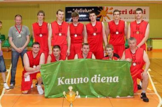Nugalėtojai: "Notomo" komanda šį sezoną laimėjo jau antrąjį turnyrą.