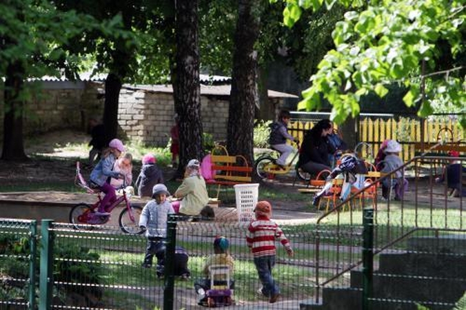 Tėvai ir valdininkai neranda bendros kalbos