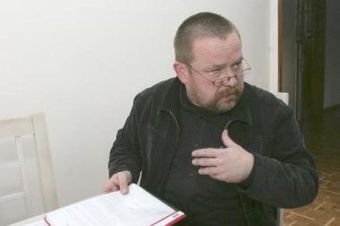 Ginčai dėl vamzdžių gamyklos nerimsta