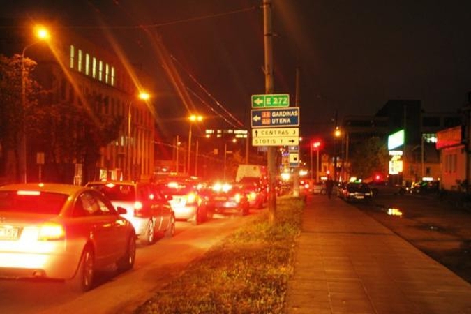 Kainų karas Vilniaus degalinėse - vienkartinė akcija