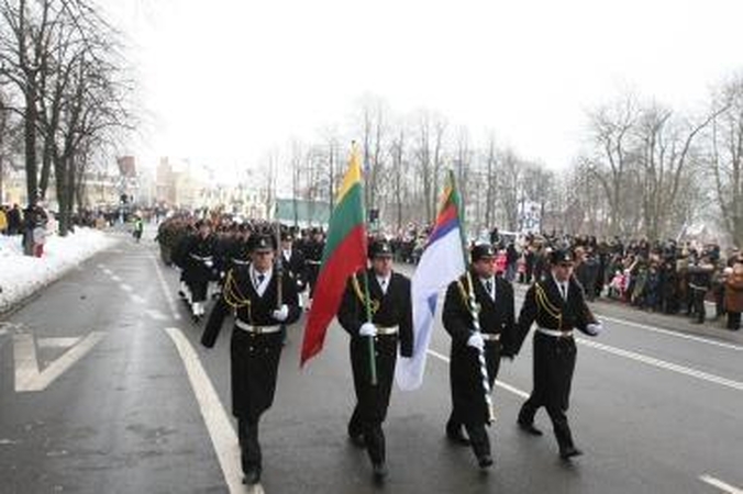 Klaipėda švytėjo trispalvėmis