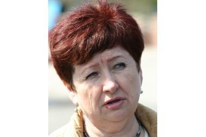 Vadovai įsikibo didelių algų