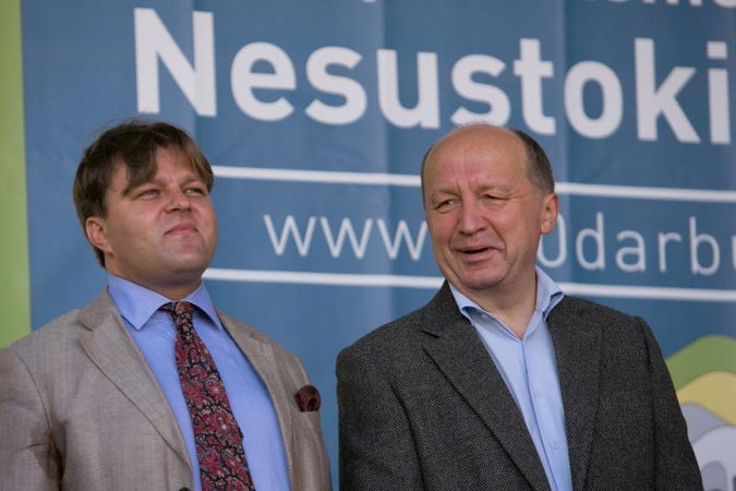 Konservatorių partijos valdžios troškimas kiršina savuosius