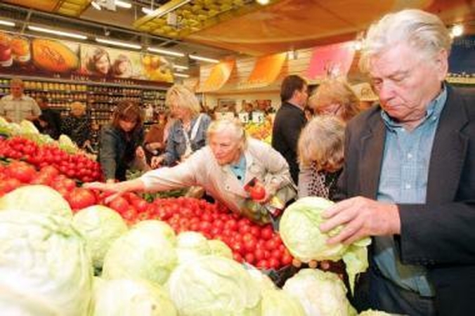 Prognozė: dėl prasto derliaus Lietuvoje bei visoje Europoje rudenį labiausiai turėtų pabrangti kopūstai, obuoliai ir bulvės.