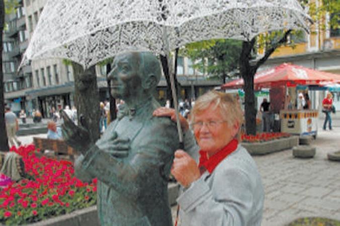 Megztų skėčių karalienė