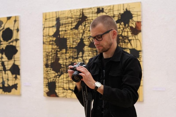 Menininkas: tik silpni žmonės gyvena įprastą gyvenimą