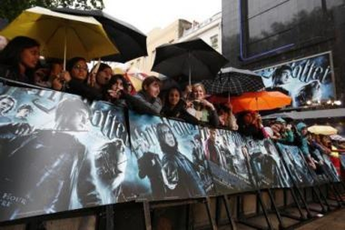 Pasaka: vienišos motinos J.K.Rowling sukurtas Haris Poteris sužavėjo visą pasaulį.