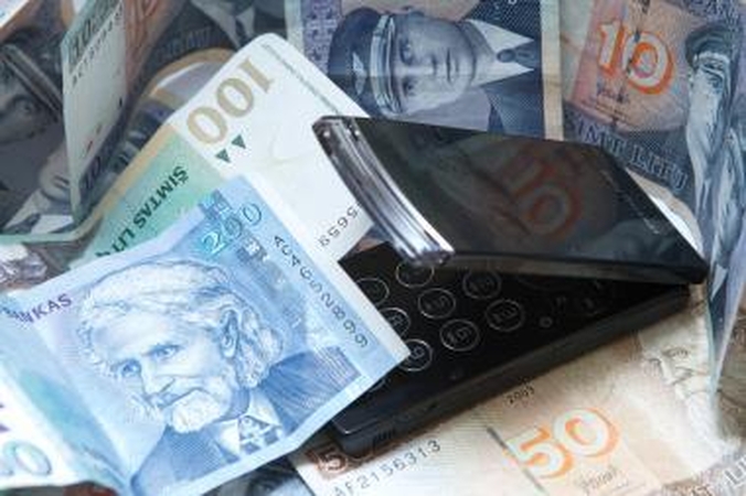 Už žinutes užsienyje – 5400 litų sąskaita (papildyta)