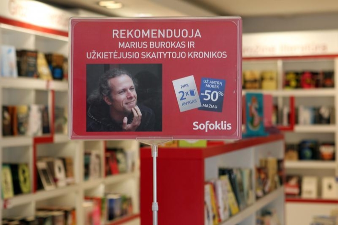 Knygyno reklamoje – poeto M.Buroko veidas