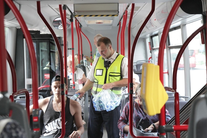 Pragariškai karšta ir miesto transporte: kondicionierius – dar retenybė